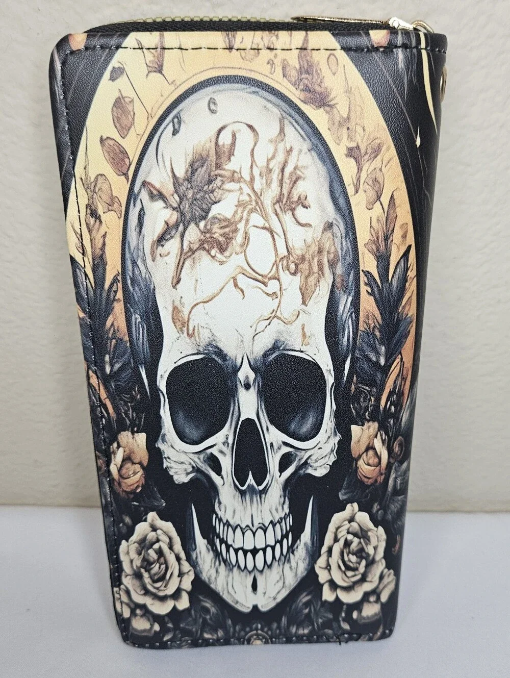 Skull & Roses Wallet/Wristlet NEW
